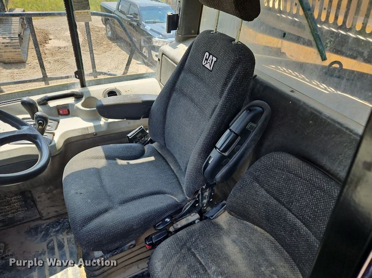 image for item OJ9802 2015 Caterpillar  745C haul truck