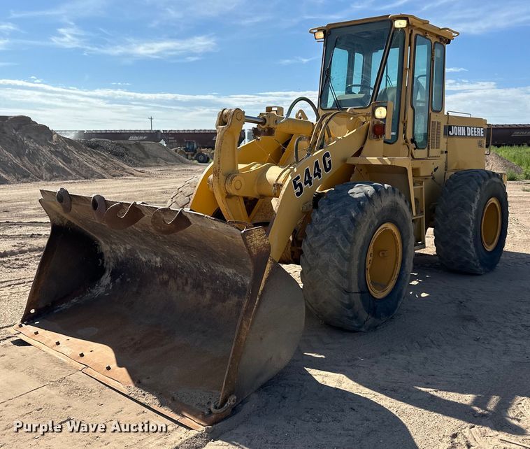 image for item OM9530 1994 John Deere 544G wheel loader