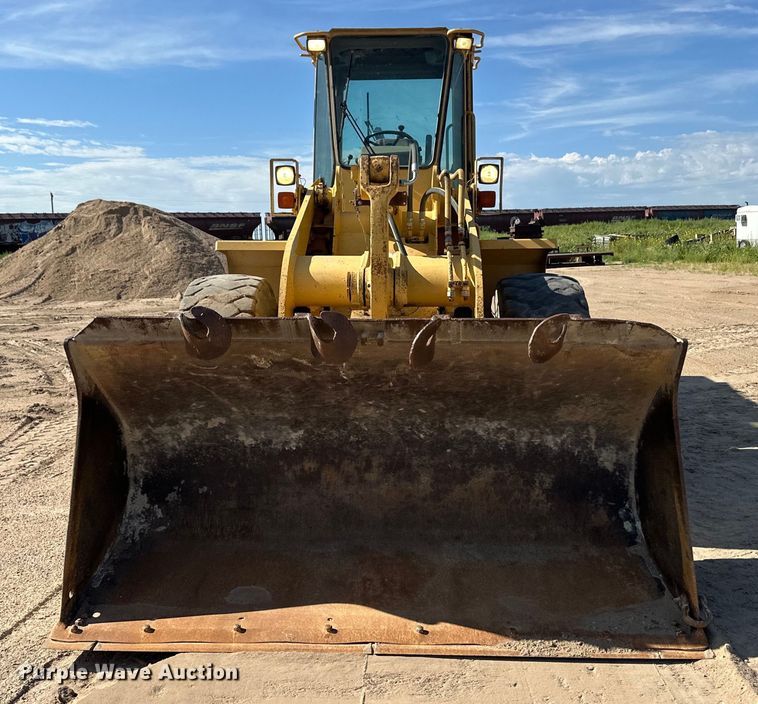 image for item OM9530 1994 John Deere 544G wheel loader