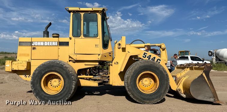image for item OM9530 1994 John Deere 544G wheel loader