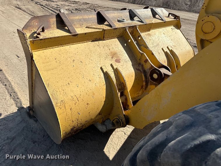 image for item OM9530 1994 John Deere 544G wheel loader