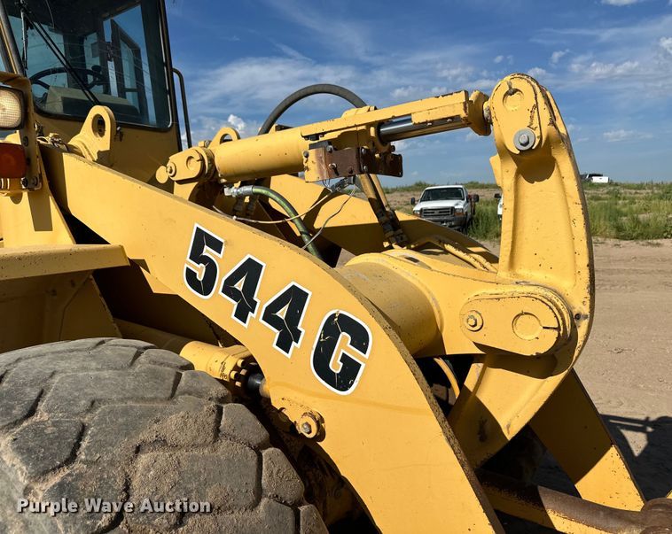 image for item OM9530 1994 John Deere 544G wheel loader