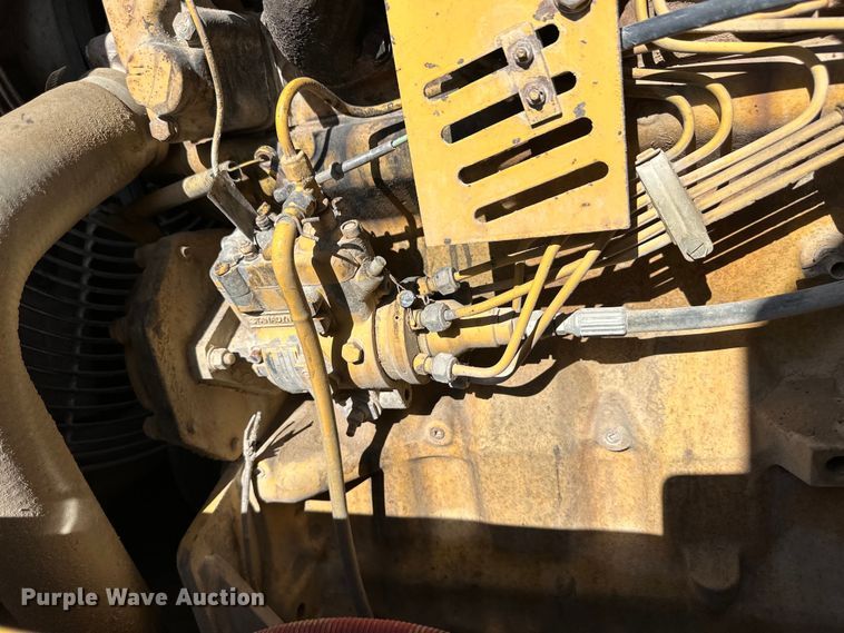 image for item OM9530 1994 John Deere 544G wheel loader