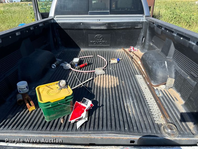 image for item OM9531 2007 Toyota Tundra Double Cab pickup truck