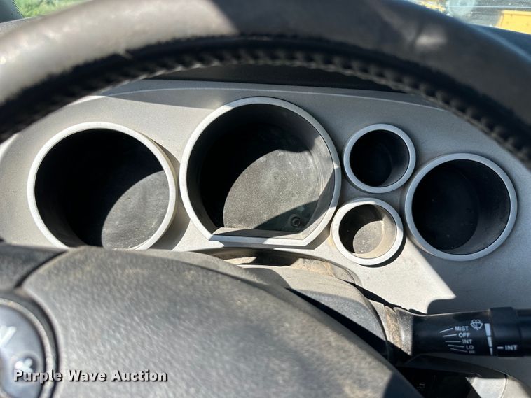 image for item OM9531 2007 Toyota Tundra Double Cab pickup truck