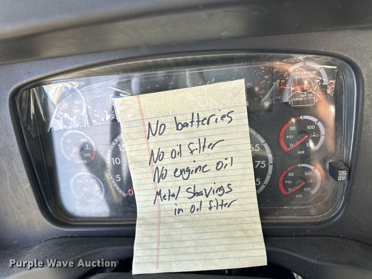 image for item OM9532 2012 Freightliner 114SD ready mix truck