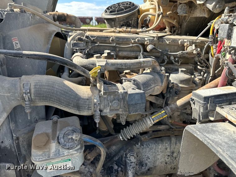 image for item OM9532 2012 Freightliner 114SD ready mix truck