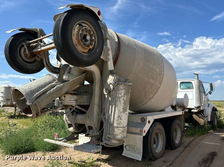 image for item OM9533 2001 Sterling ready mix truck