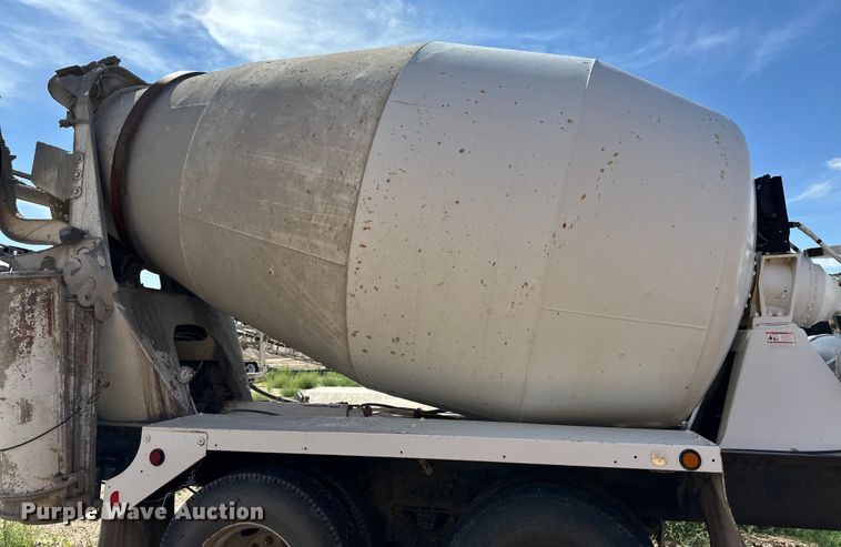 image for item OM9533 2001 Sterling ready mix truck