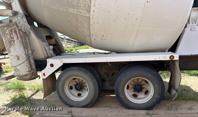 image for item OM9533 2001 Sterling ready mix truck