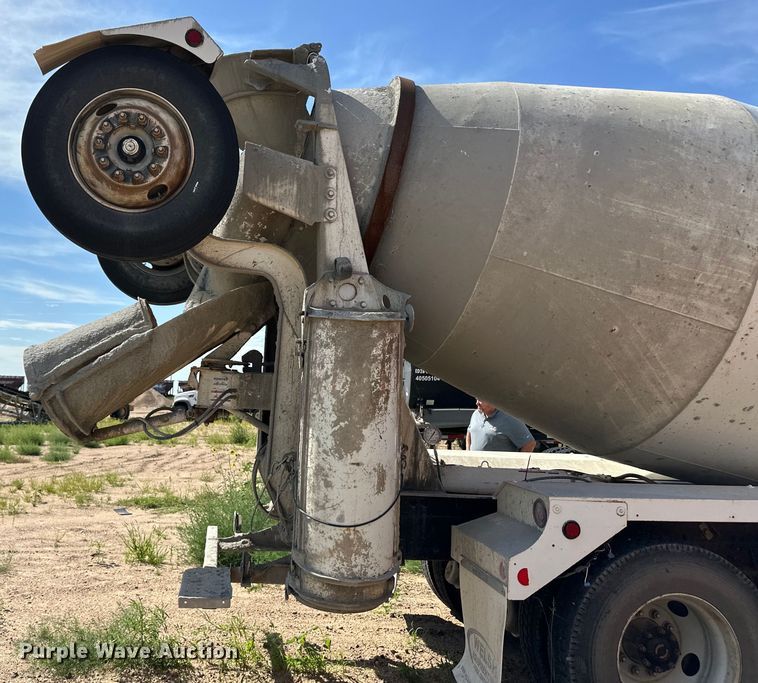 image for item OM9533 2001 Sterling ready mix truck