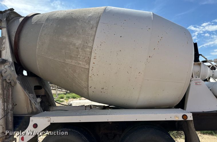 image for item OM9533 2001 Sterling ready mix truck