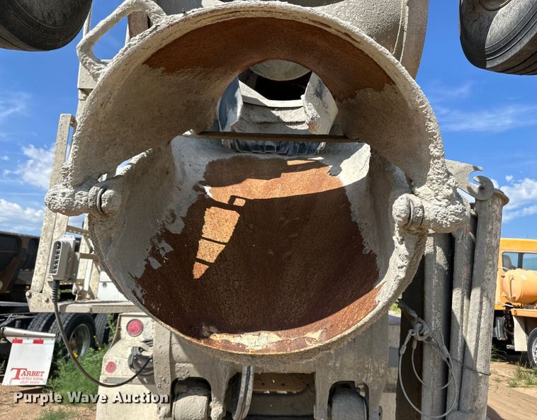 image for item OM9533 2001 Sterling ready mix truck