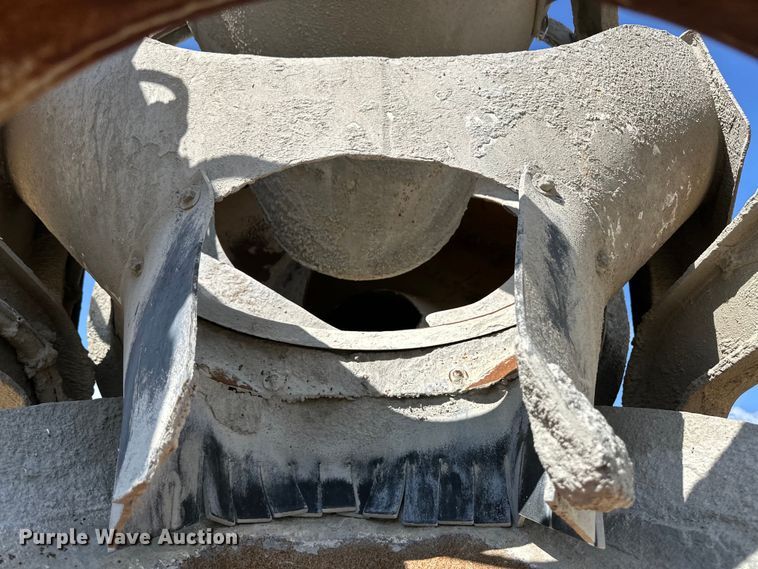 image for item OM9533 2001 Sterling ready mix truck