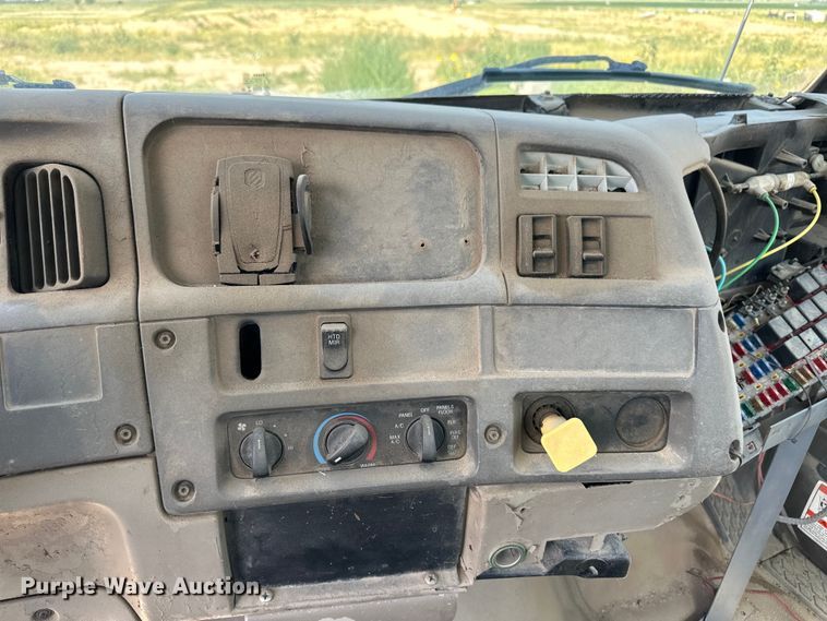 image for item OM9533 2001 Sterling ready mix truck