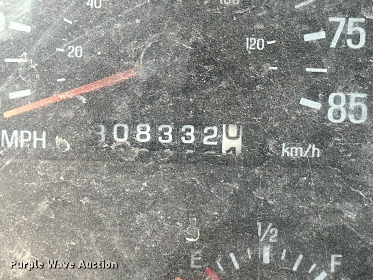 image for item OM9533 2001 Sterling ready mix truck