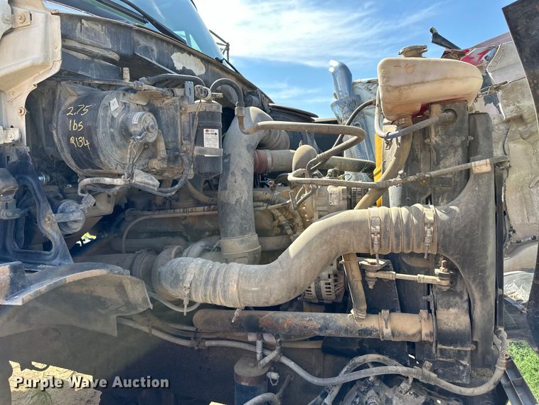 image for item OM9533 2001 Sterling ready mix truck