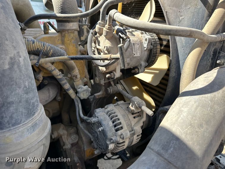 image for item OM9533 2001 Sterling ready mix truck