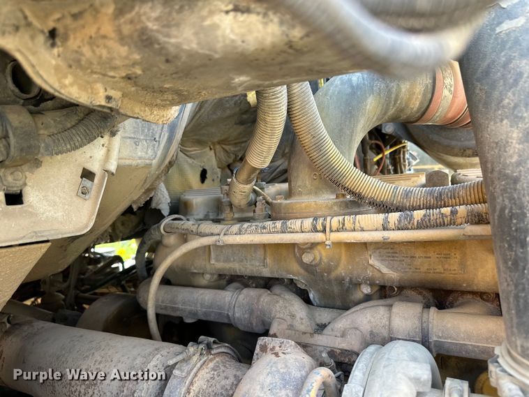 image for item OM9533 2001 Sterling ready mix truck