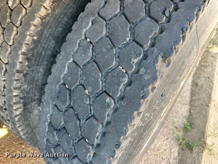 image for item OM9533 2001 Sterling ready mix truck