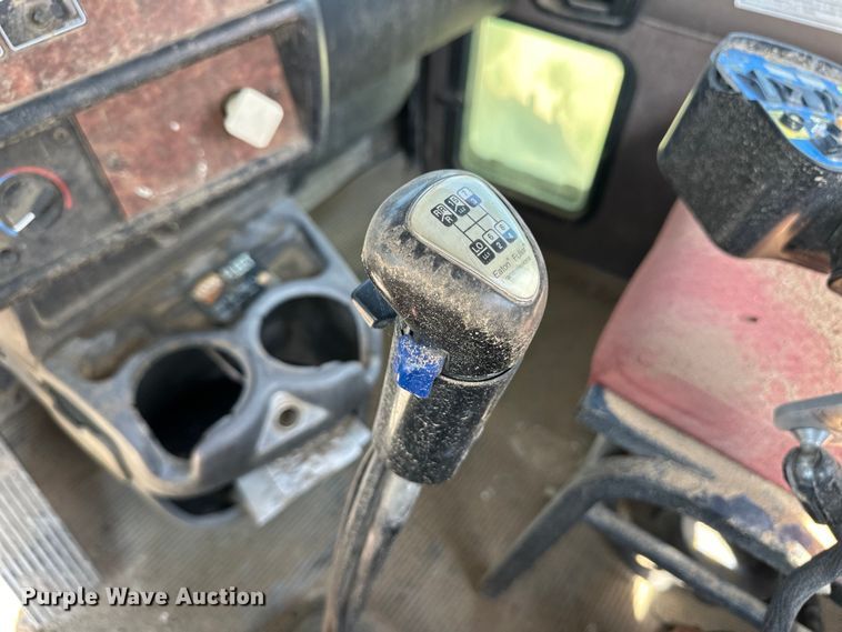 image for item OM9534 2004 Kenworth T800 ready mix truck