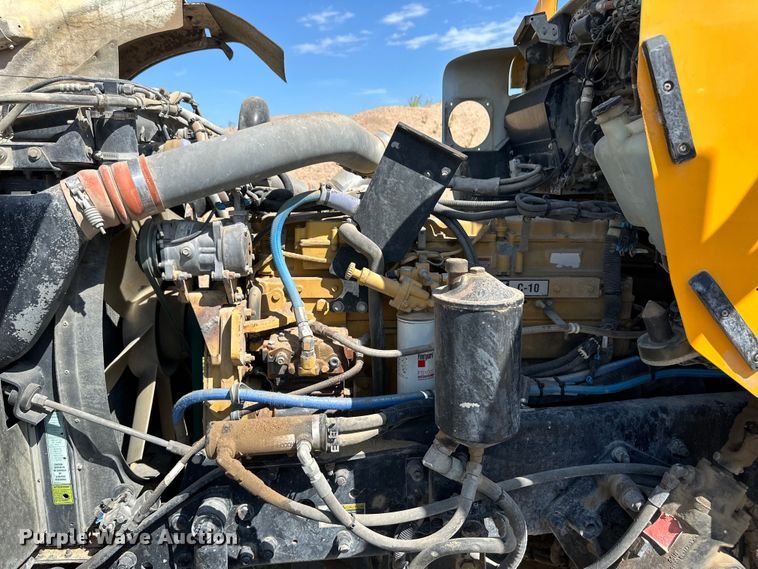 image for item OM9534 2004 Kenworth T800 ready mix truck