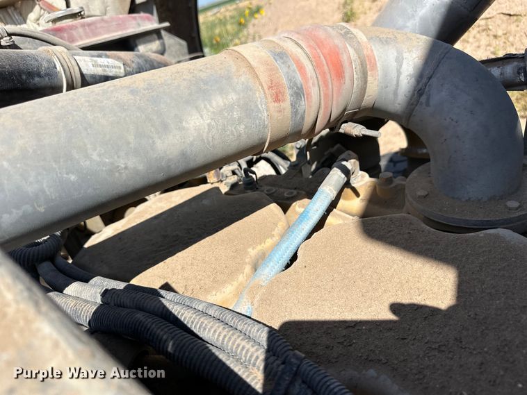 image for item OM9534 2004 Kenworth T800 ready mix truck