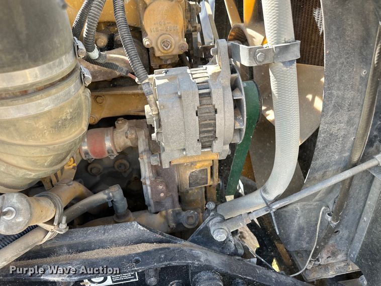 image for item OM9534 2004 Kenworth T800 ready mix truck