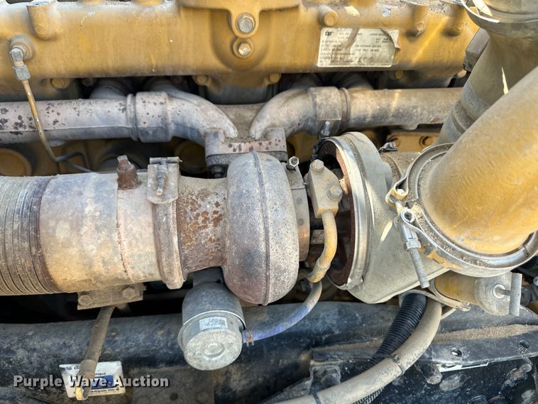 image for item OM9534 2004 Kenworth T800 ready mix truck