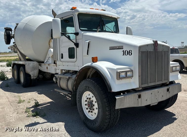 image for item OM9538 2006 Kenworth ready mix truck