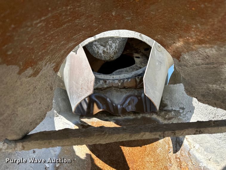 image for item OM9538 2006 Kenworth ready mix truck