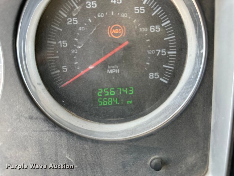 image for item OM9538 2006 Kenworth ready mix truck