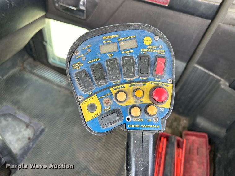 image for item OM9538 2006 Kenworth ready mix truck