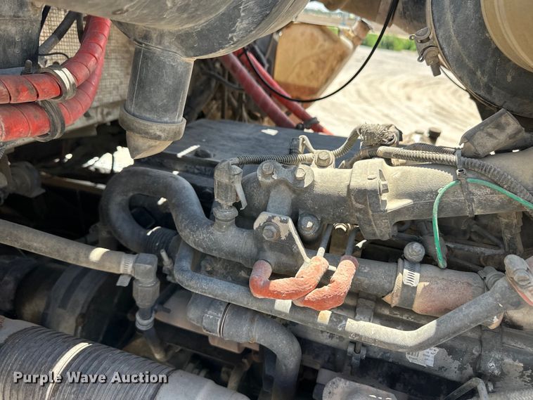 image for item OM9538 2006 Kenworth ready mix truck