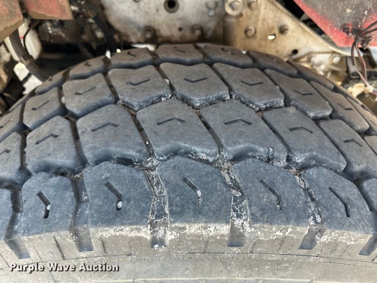 image for item OM9538 2006 Kenworth ready mix truck