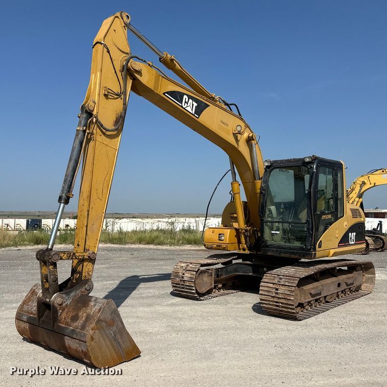 image for item OM9541 2006 Caterpillar 312C L excavator