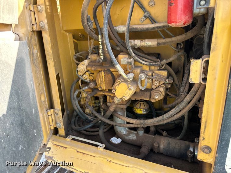 image for item OM9541 2006 Caterpillar 312C L excavator