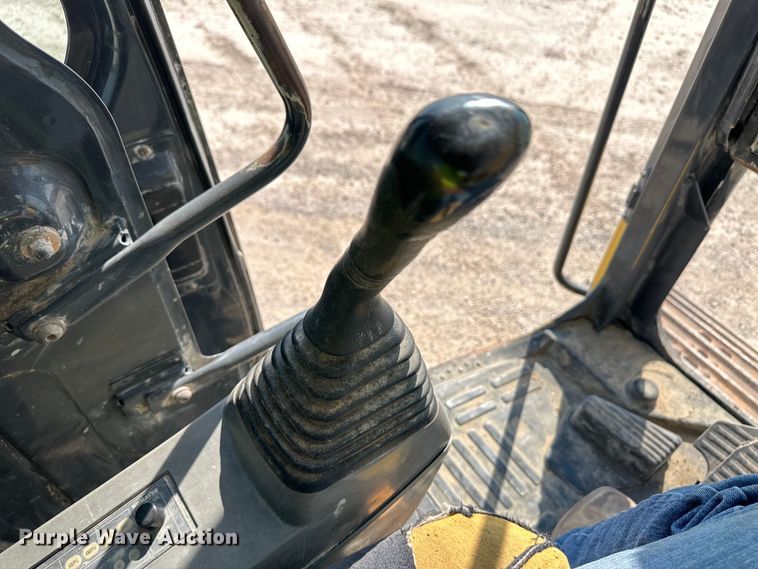 image for item OM9542 2009 Komatsu PC138USLC-8 excavator