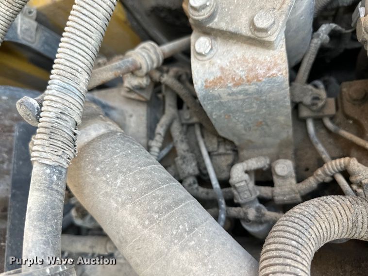 image for item OM9542 2009 Komatsu PC138USLC-8 excavator