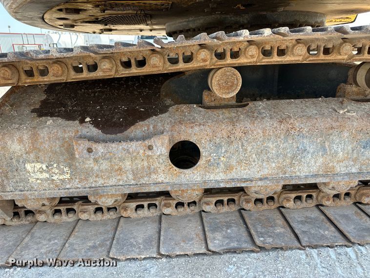 image for item OM9542 2009 Komatsu PC138USLC-8 excavator