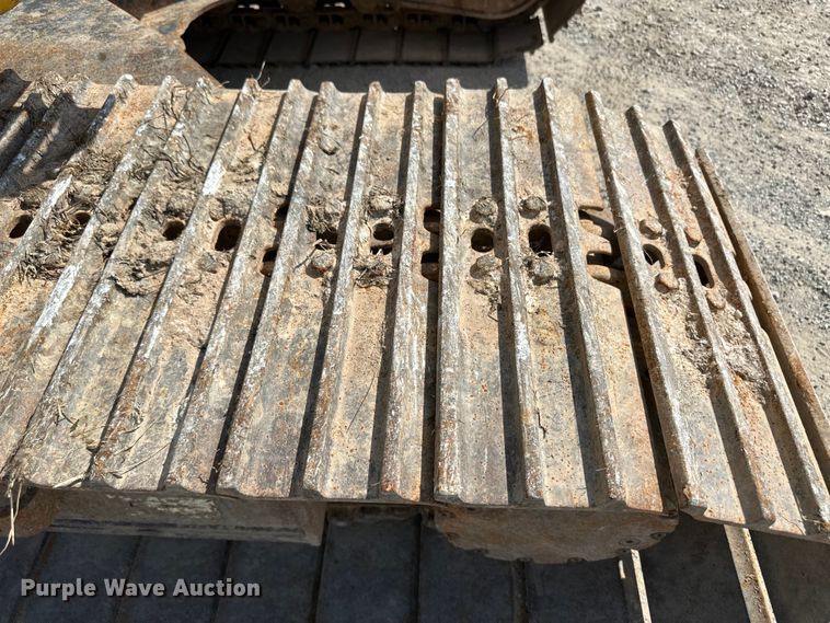 image for item OM9542 2009 Komatsu PC138USLC-8 excavator