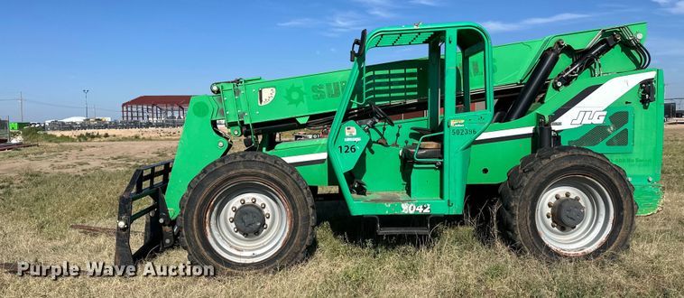 image for item OM9563 2013 JLG SkyTrack 8042 telehandler