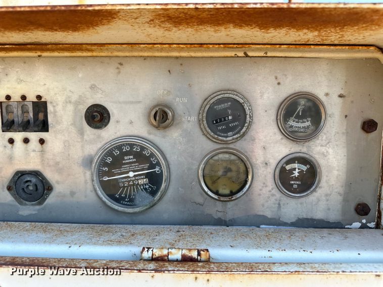 image for item OM9572 1979 Mack concrete pump truck