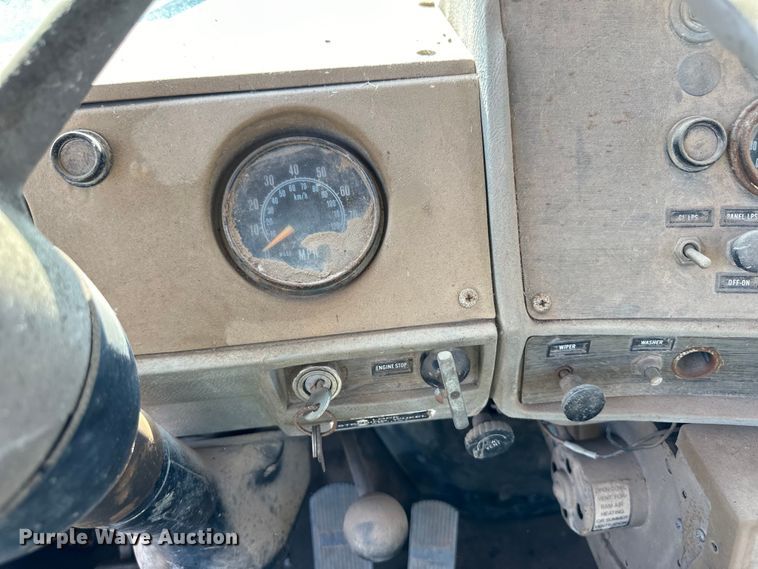 image for item OM9572 1979 Mack concrete pump truck