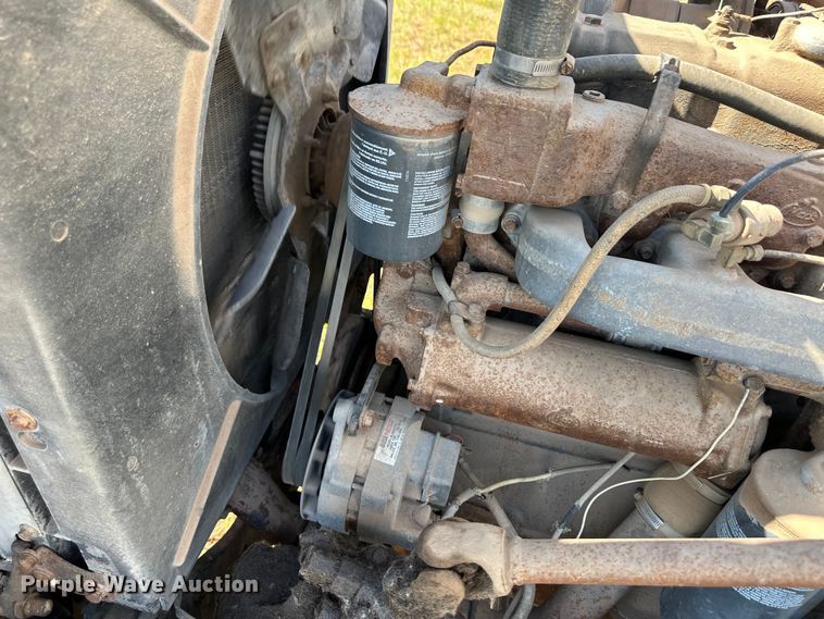 image for item OM9572 1979 Mack concrete pump truck