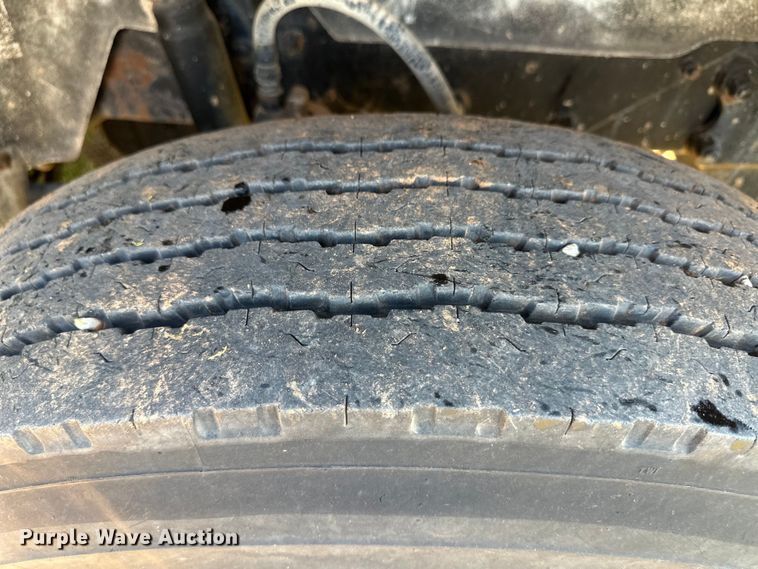 image for item OM9572 1979 Mack concrete pump truck