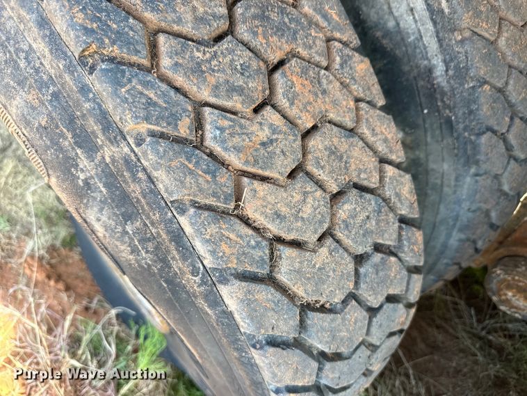 image for item OM9572 1979 Mack concrete pump truck