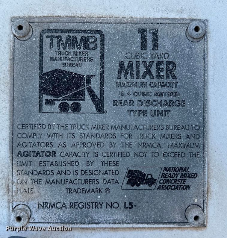 image for item OM9576 1998 Mack RD690S ready mix truck