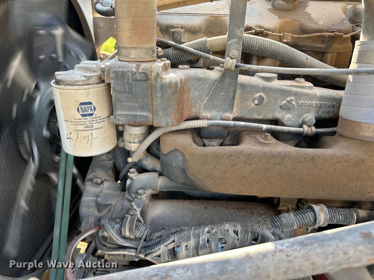 image for item OM9576 1998 Mack RD690S ready mix truck