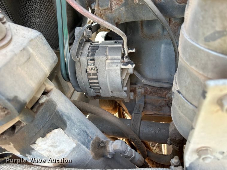 image for item OM9576 1998 Mack RD690S ready mix truck